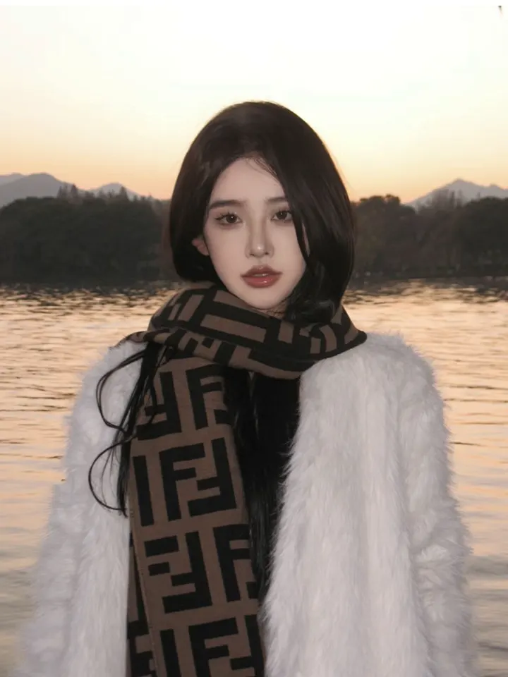 Fendi 4953J