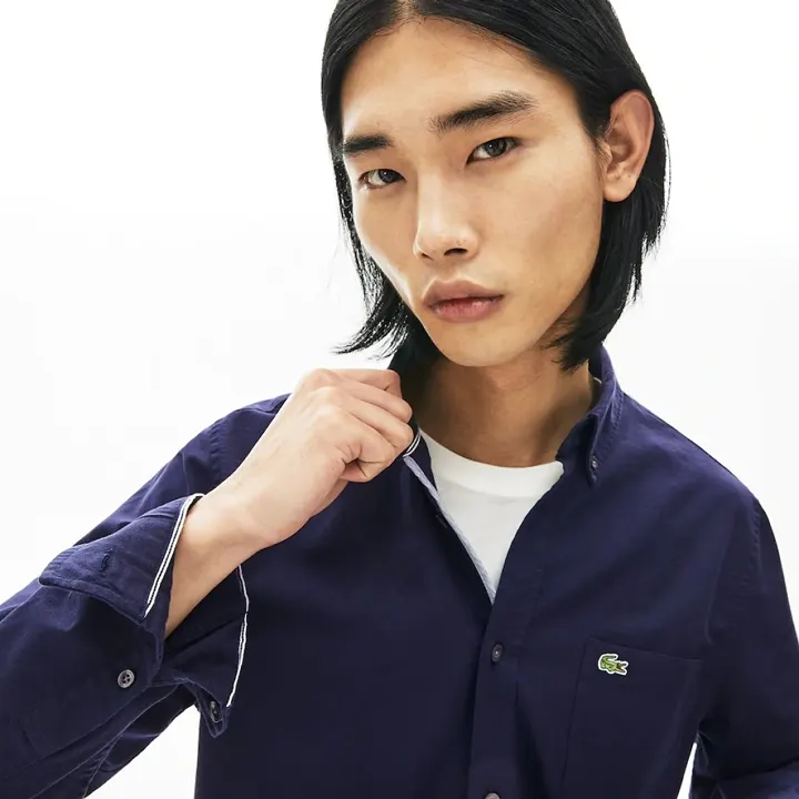 Lacoste 4977