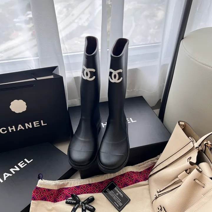 Chanel 5146J