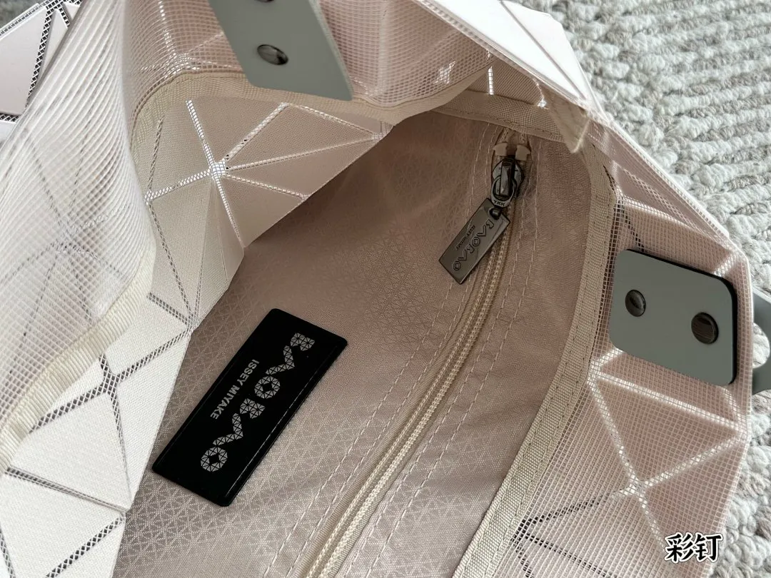 Issey Miyake 5229J תמונה 7