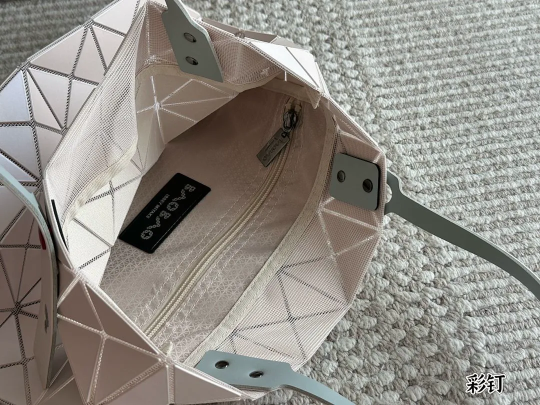 Issey Miyake 5229J תמונה 8