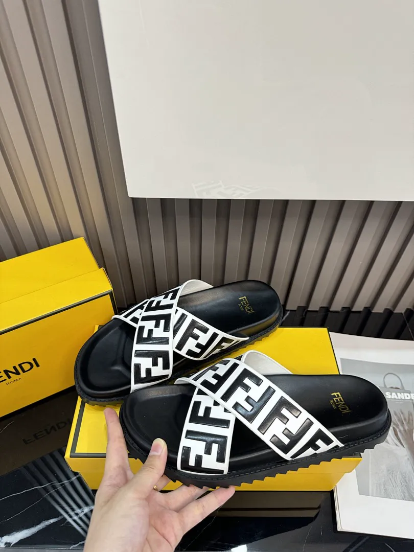 Fendi 5241J תמונה 20