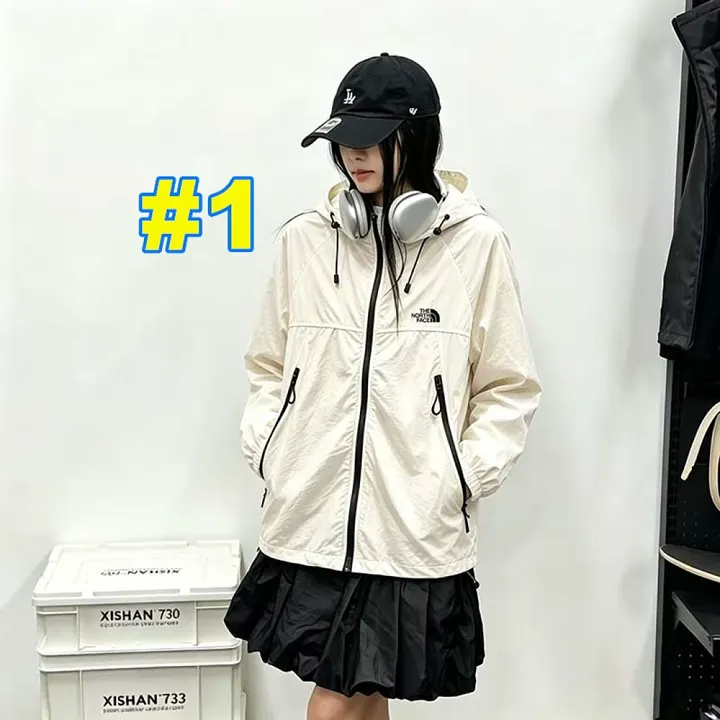 The North Face 5245