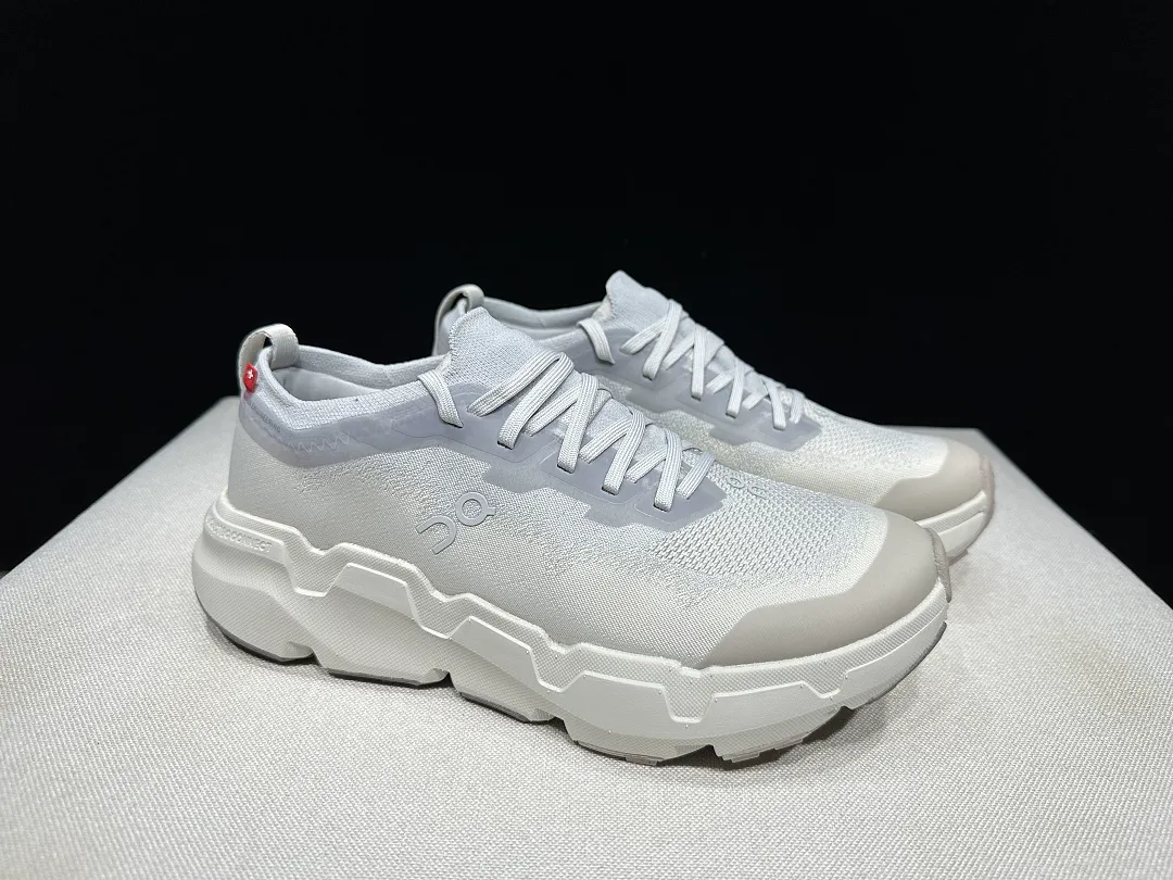 On Cloud 5261F תמונה 65