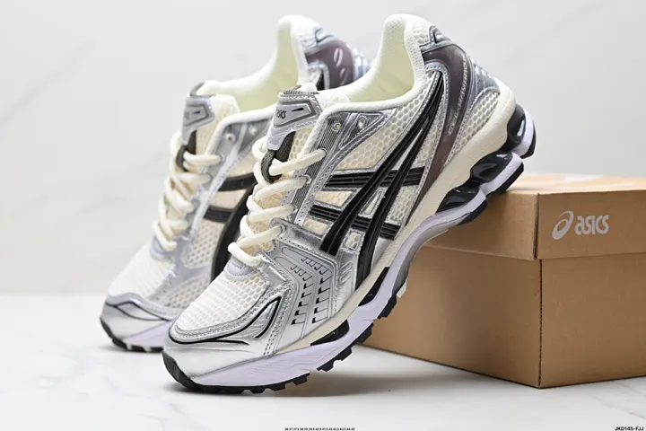 Asics 5424