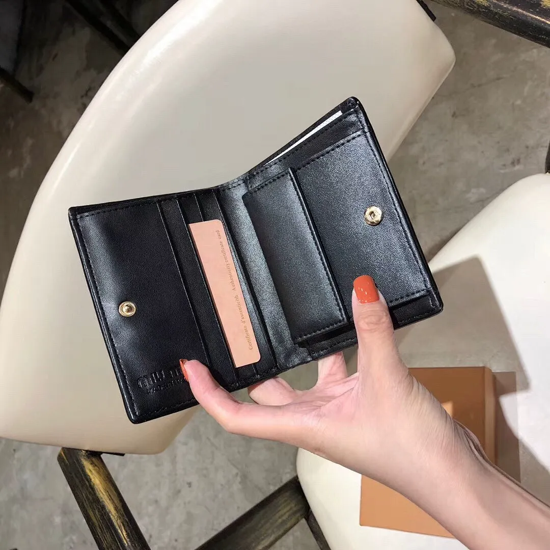 MIUMIU 5435 תמונה 7