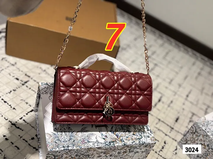 Dior 5447