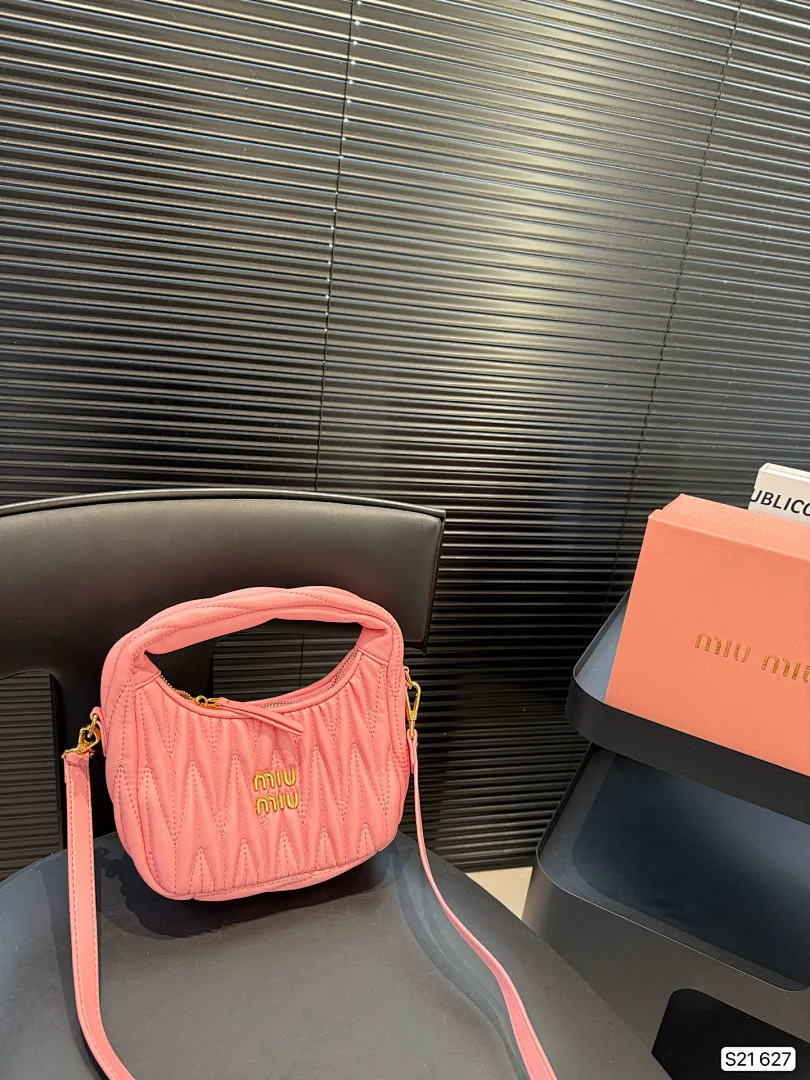 MIUMIU 5482 תמונה 6