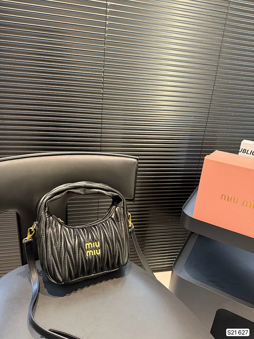 MIUMIU 5482 תמונה 8