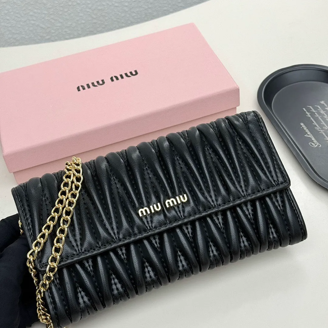 MIUMIU 5546 תמונה 11