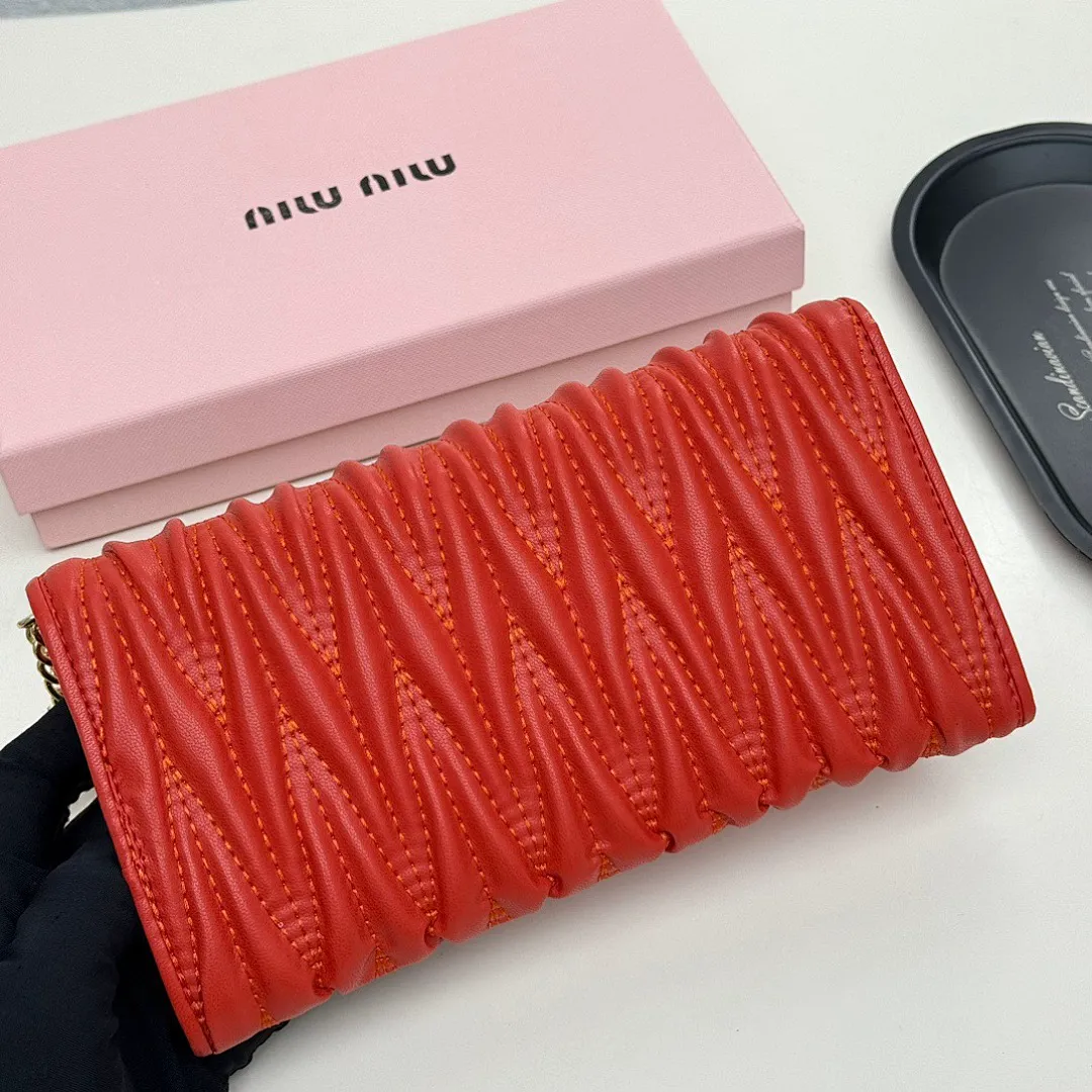 MIUMIU 5546 תמונה 17