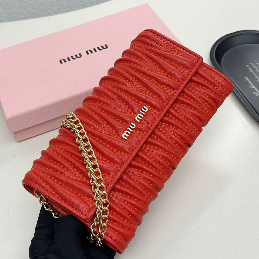 MIUMIU 5546 תמונה 18