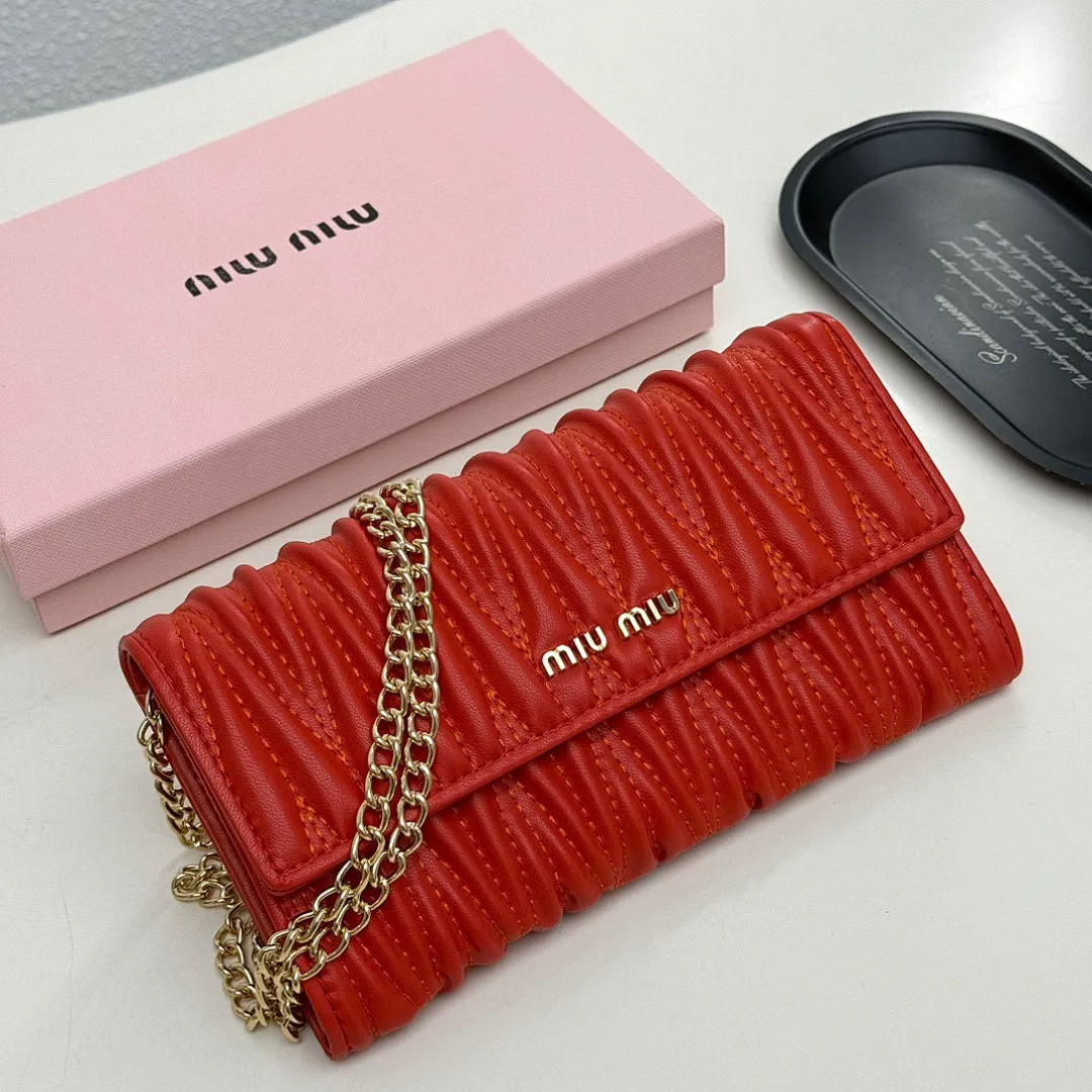 MIUMIU 5546 תמונה 19