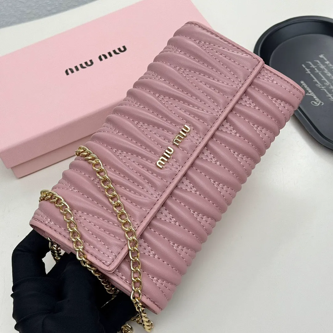 MIUMIU 5546 תמונה 26