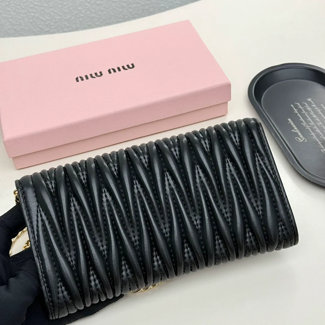 MIUMIU 5546 תמונה 9