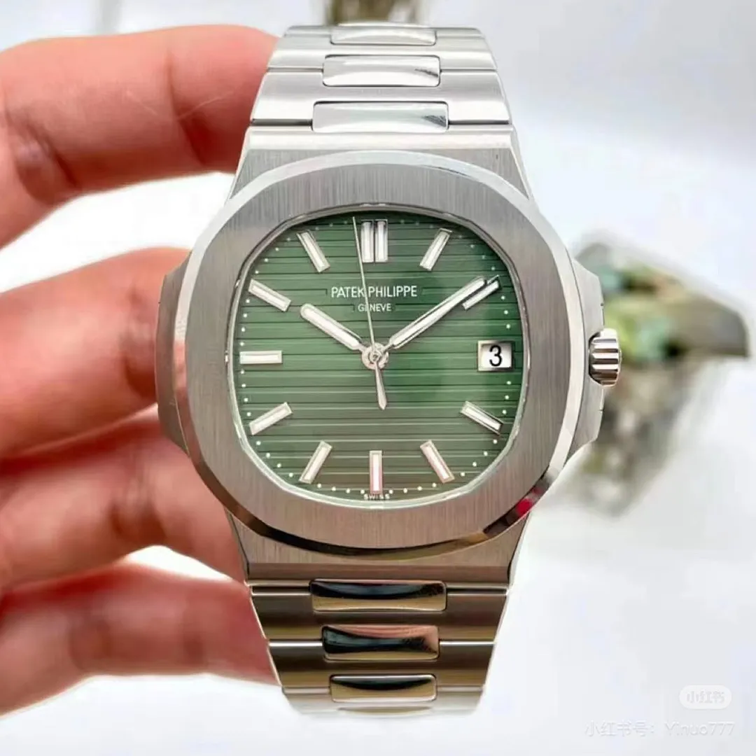 Patek Philippe 5713 תמונה 12