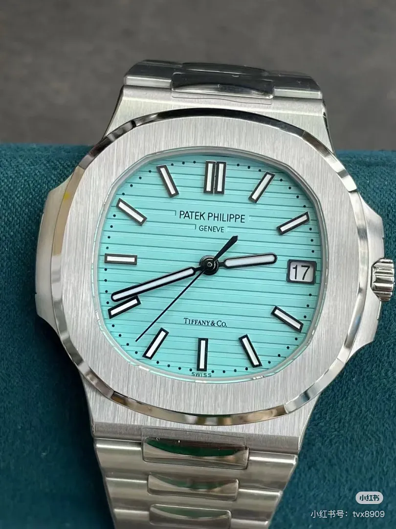 Patek Philippe 5713 תמונה 13