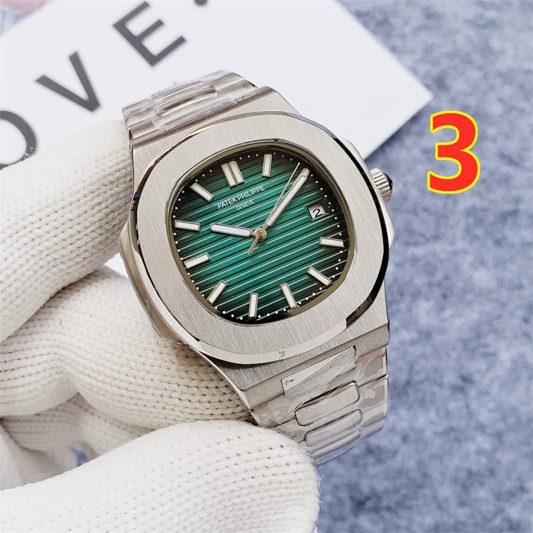 Patek Philippe 5713 תמונה 3
