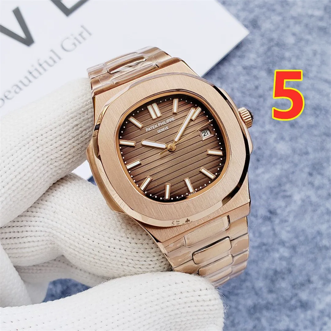 Patek Philippe 5713 תמונה 5