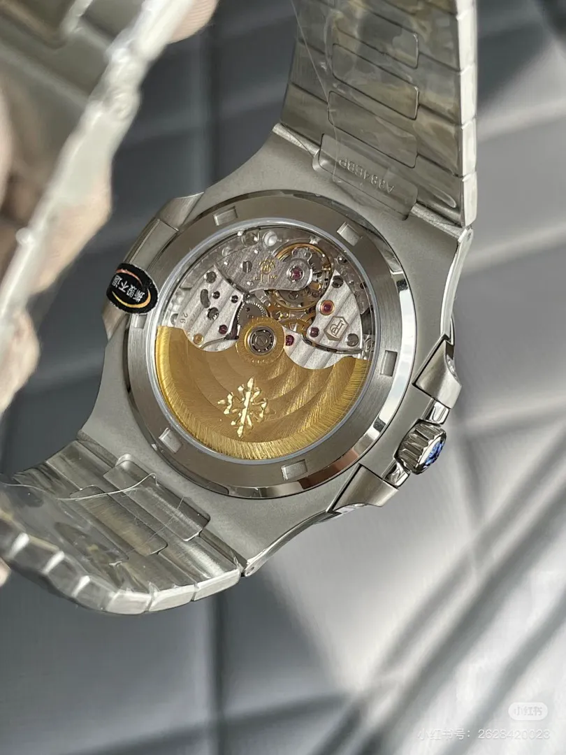 Patek Philippe 5713 תמונה 8