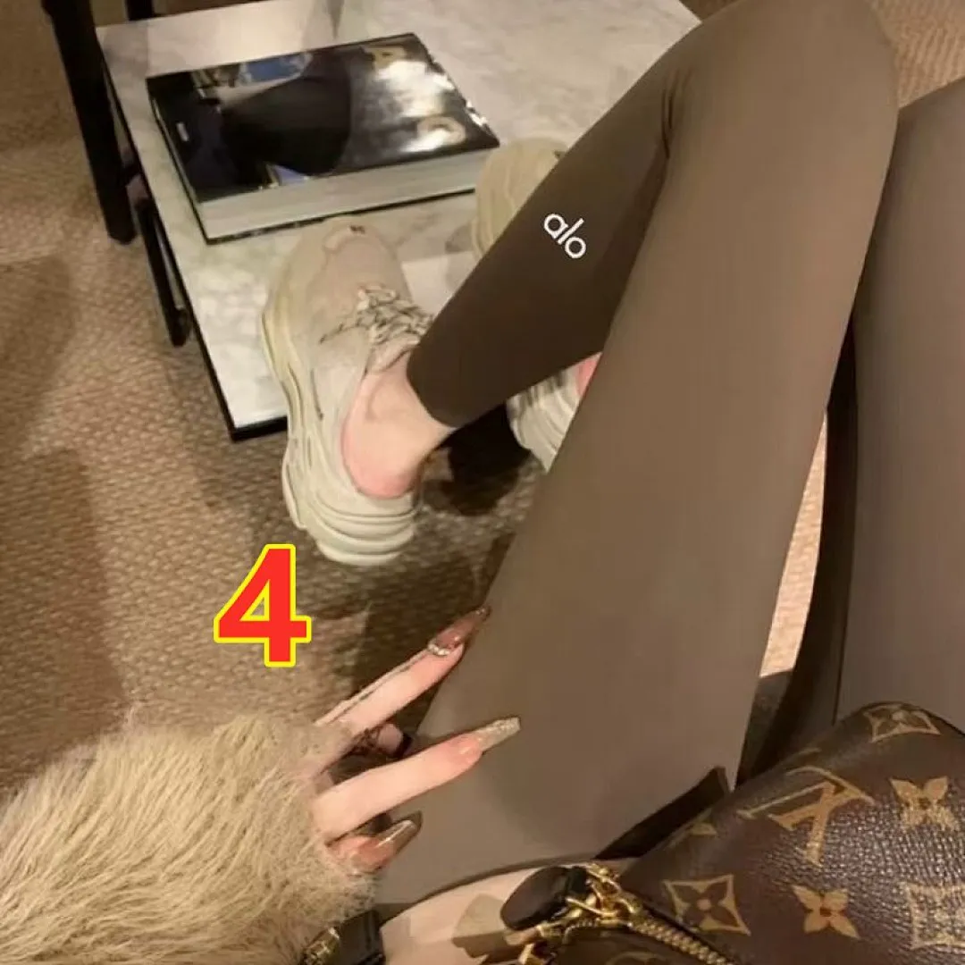 alo yoga 5746 תמונה 7