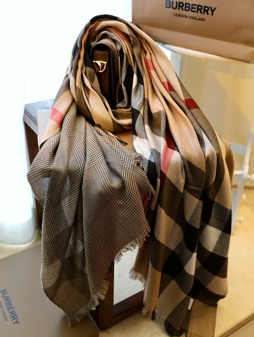 Burberry 5817 תמונה 2