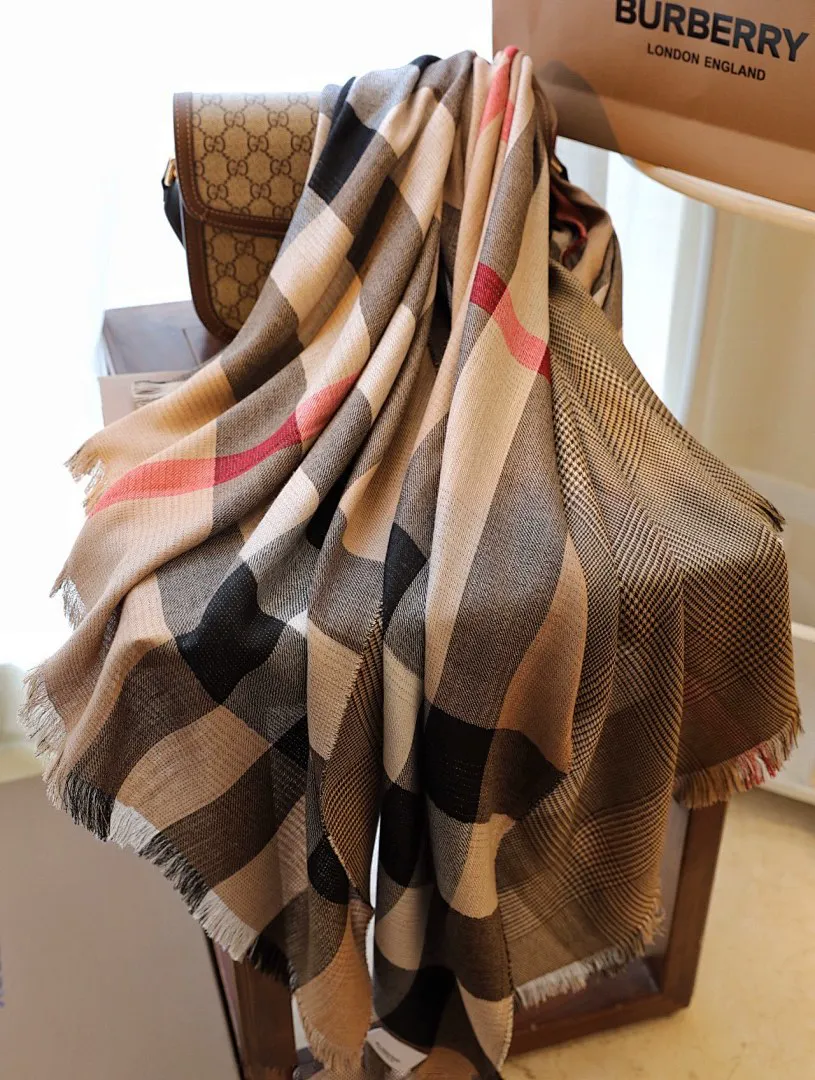 Burberry 5817 תמונה 3