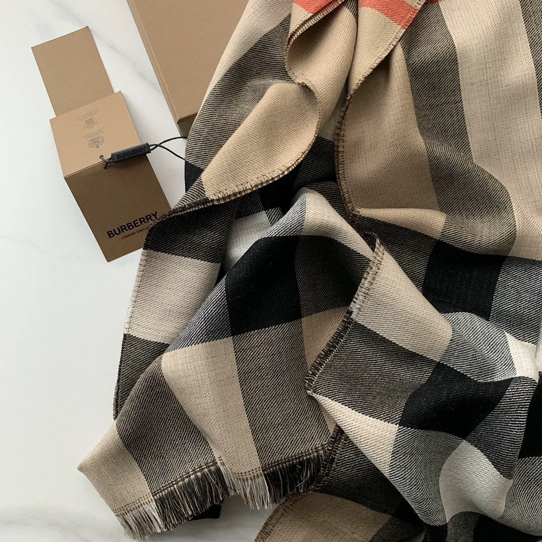 Burberry 5817 תמונה 5