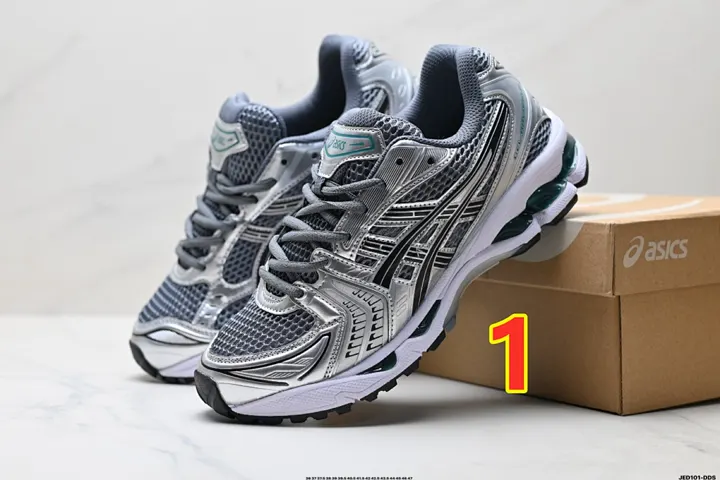 Asics 5828