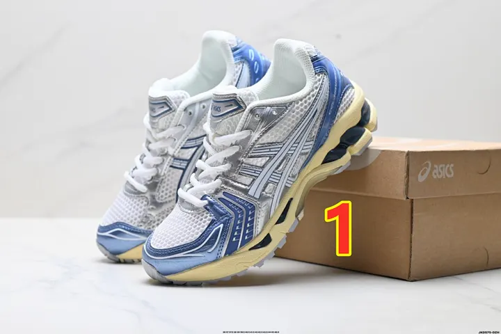 Asics 5830