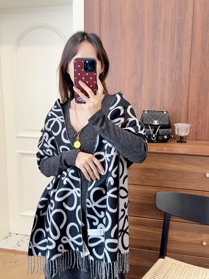 Loewe 5856