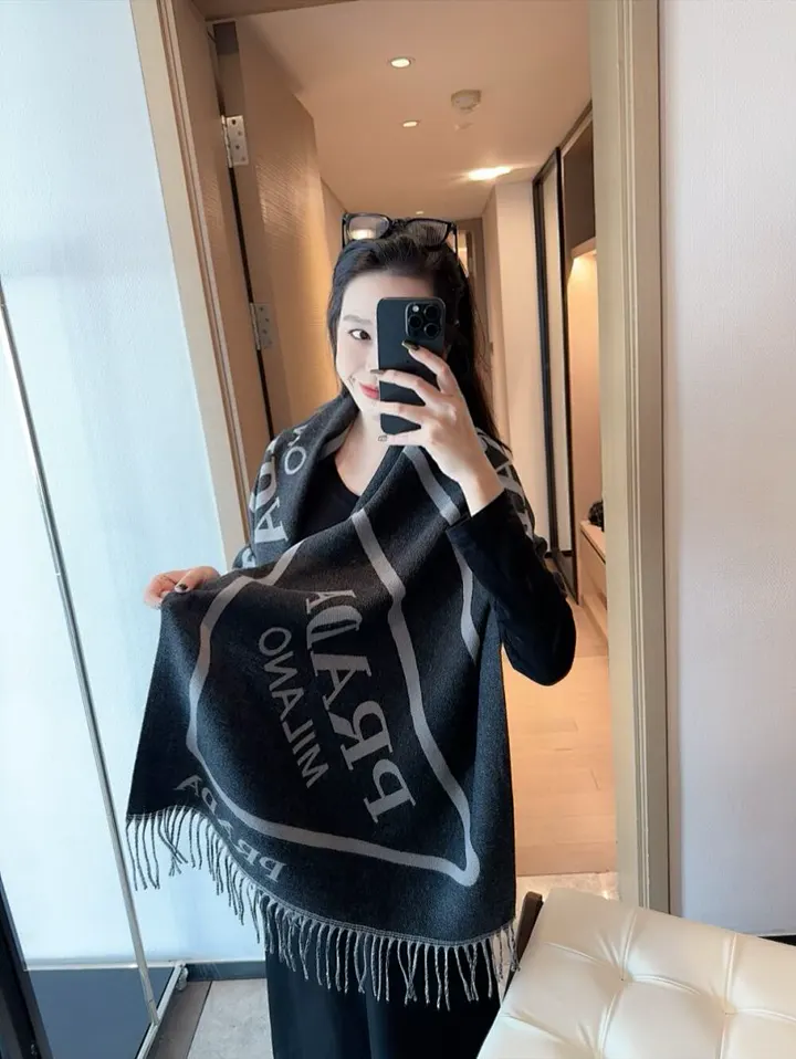 Prada 5867