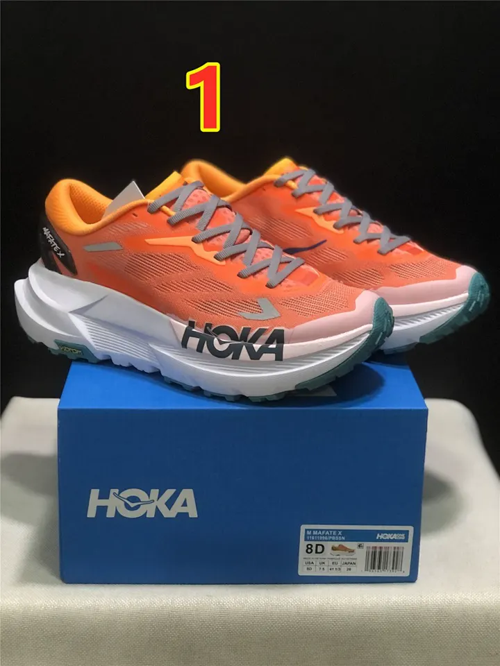 Hoka One One 6107