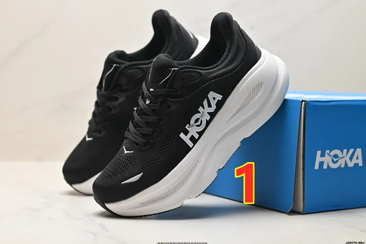 Hoka One One 6157
