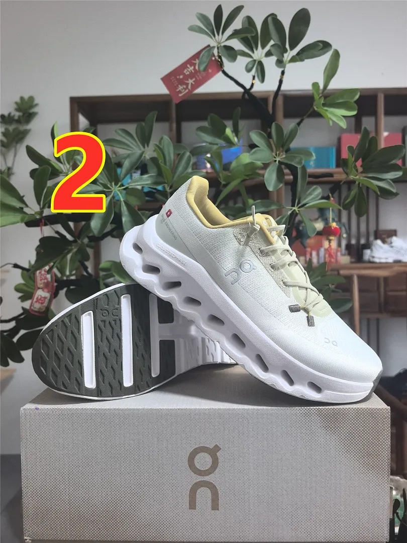 On Cloud 6547 תמונה 6