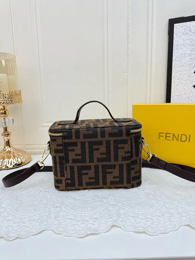 Fendi 9E4P תמונה 10