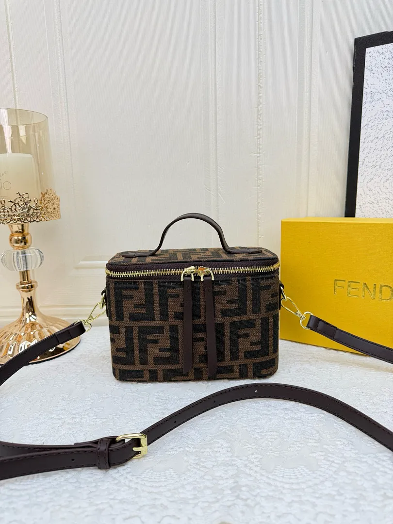Fendi 9E4P תמונה 3