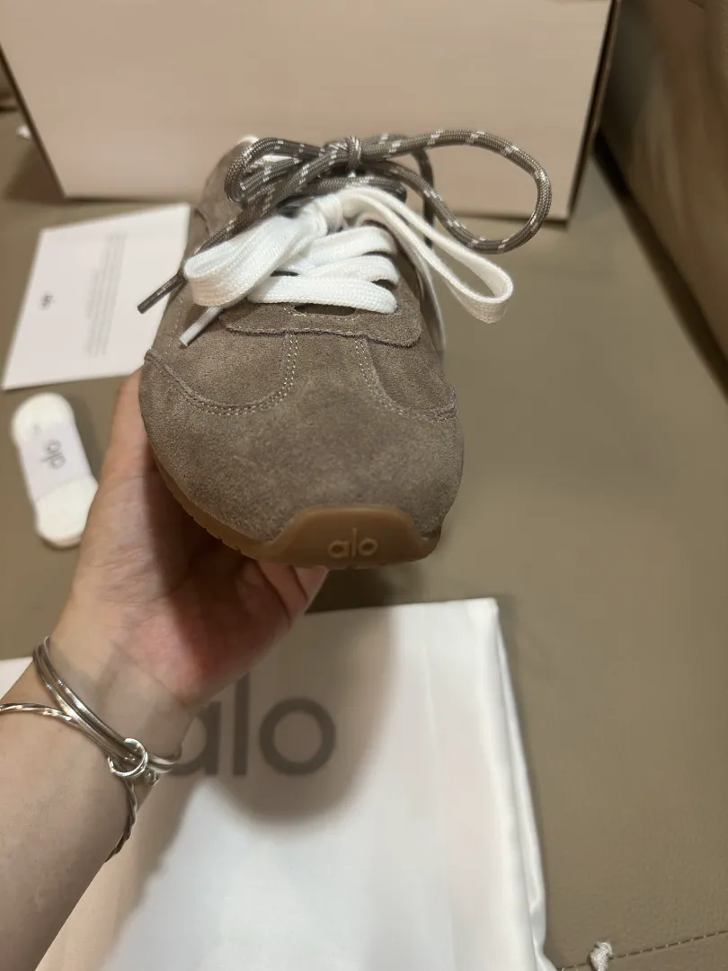 alo yoga A12A תמונה 10