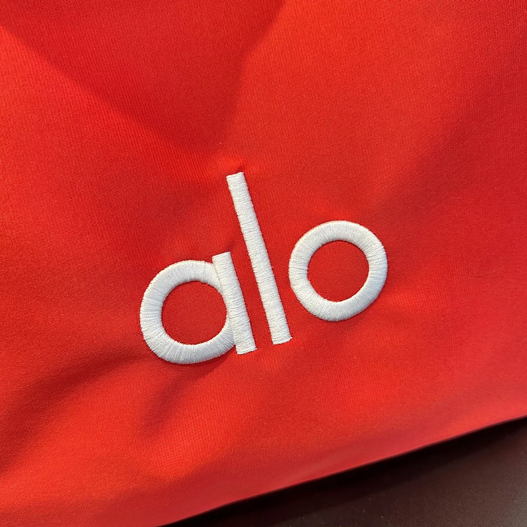 alo yoga ALB06 תמונה 11
