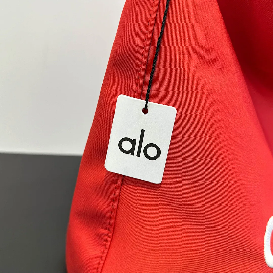 alo yoga ALB06 תמונה 12