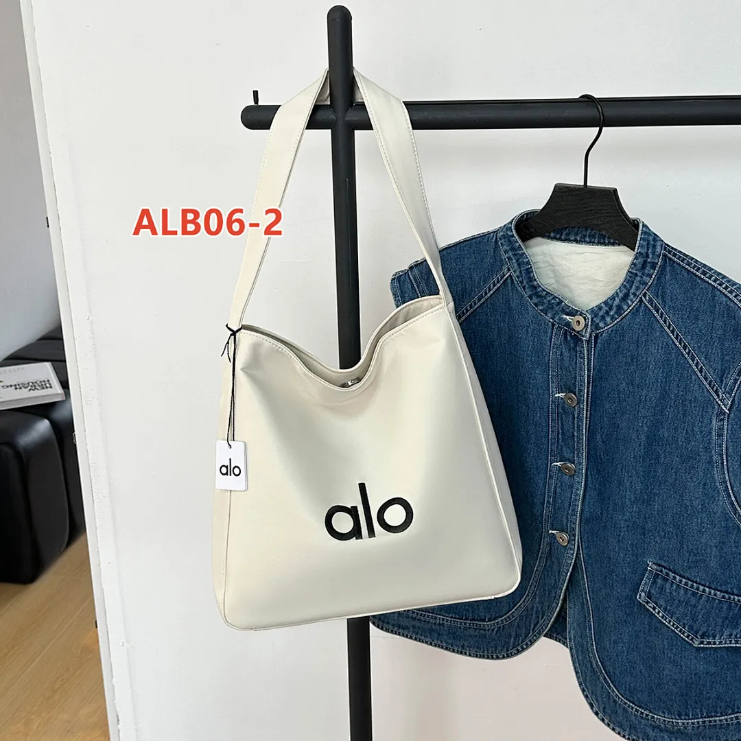 alo yoga ALB06 תמונה 16