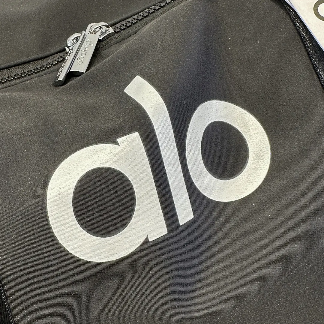 alo yoga ALB07 תמונה 15