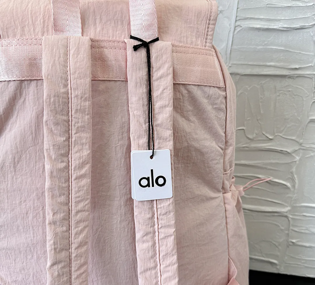 alo yoga ALB11 תמונה 6