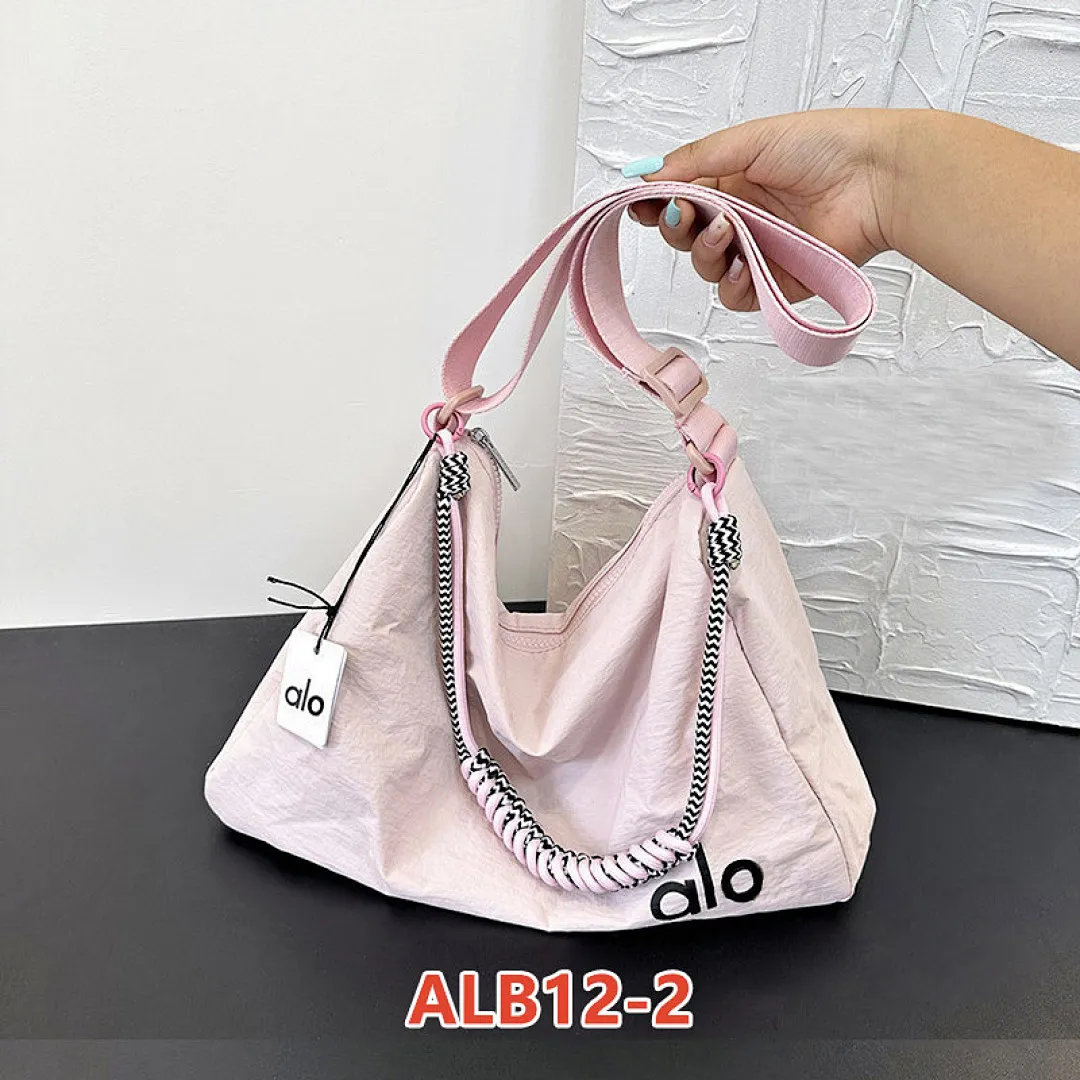 alo yoga ALB12 תמונה 9