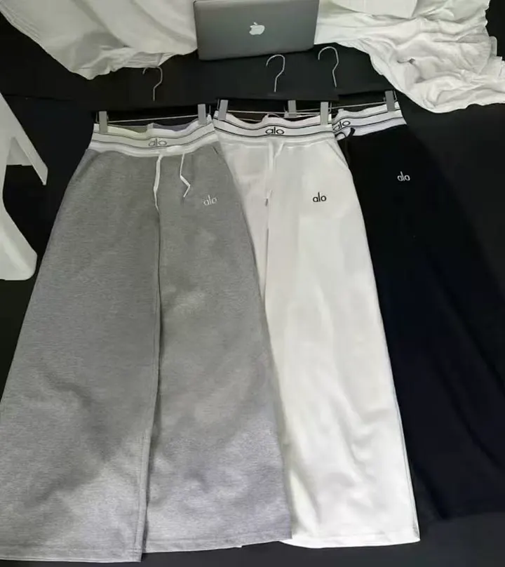 alo yoga ALYF18