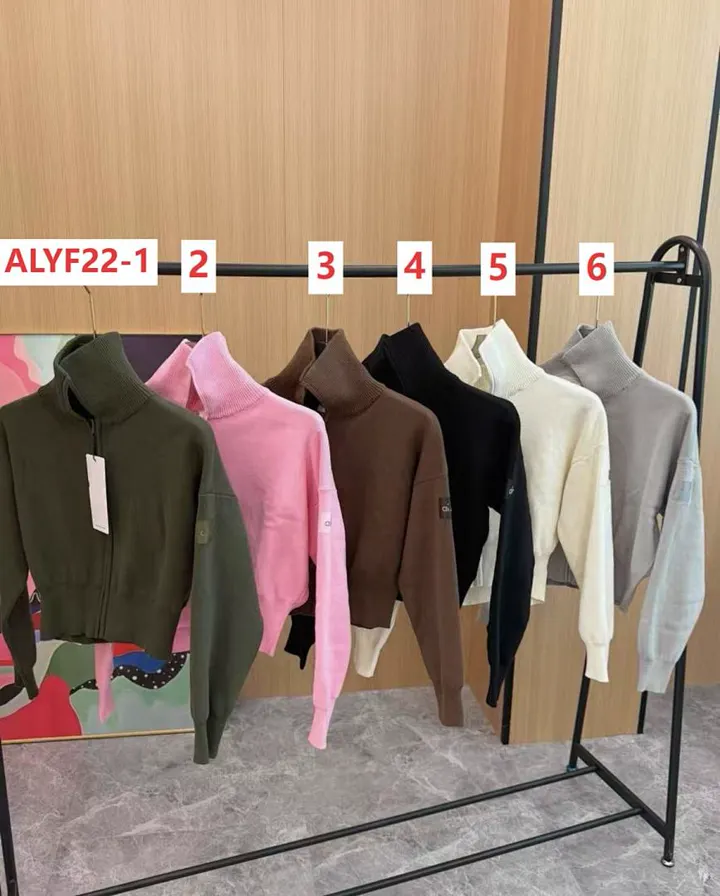 alo yoga ALYF22