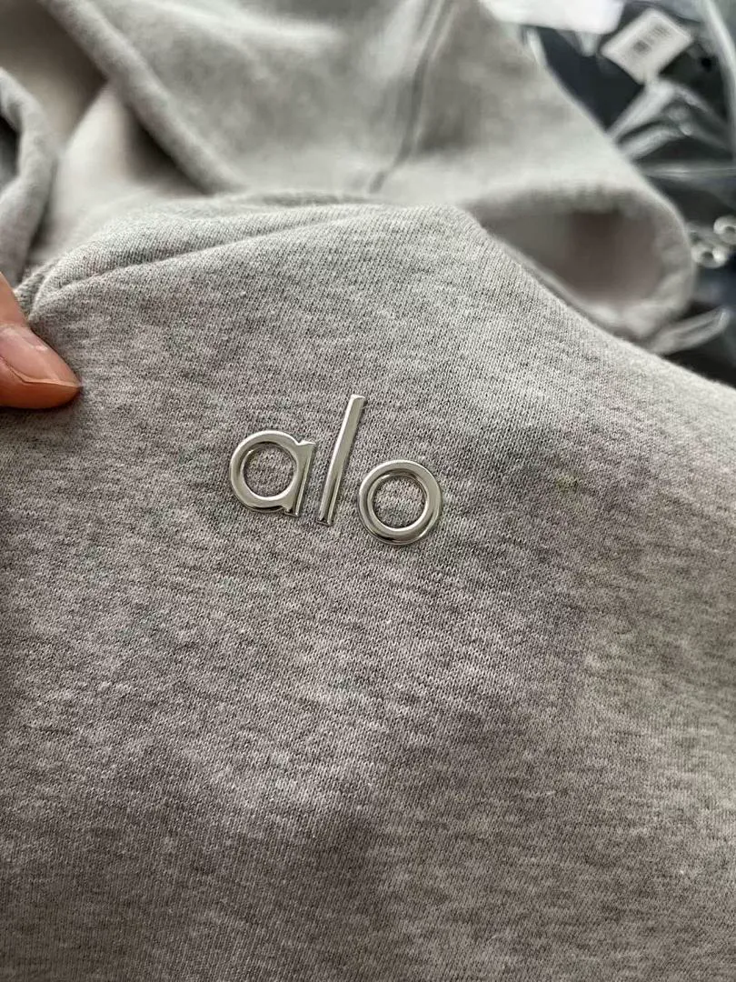 alo yoga ALYF28 תמונה 2