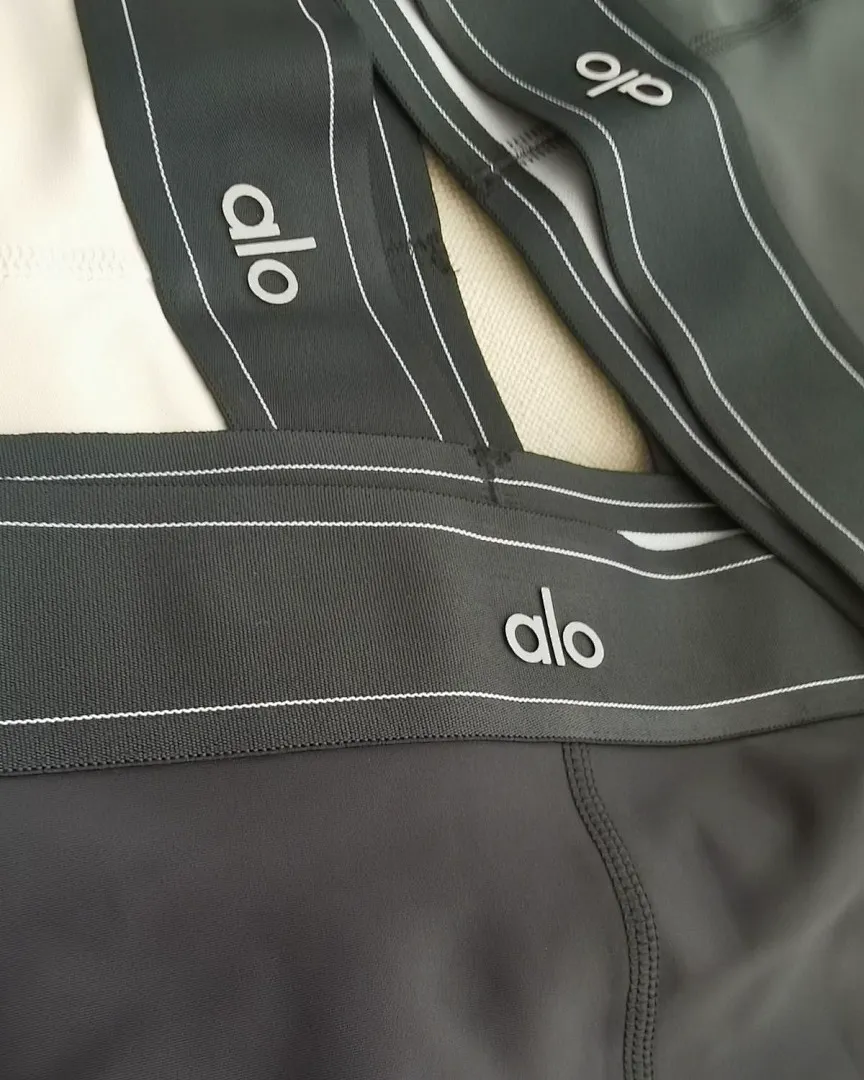 alo yoga AYGYF005 תמונה 13