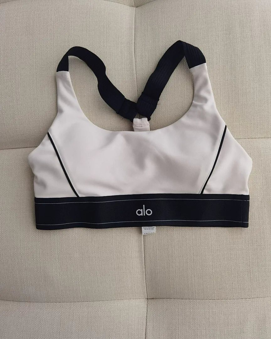 alo yoga AYGYF005 תמונה 15