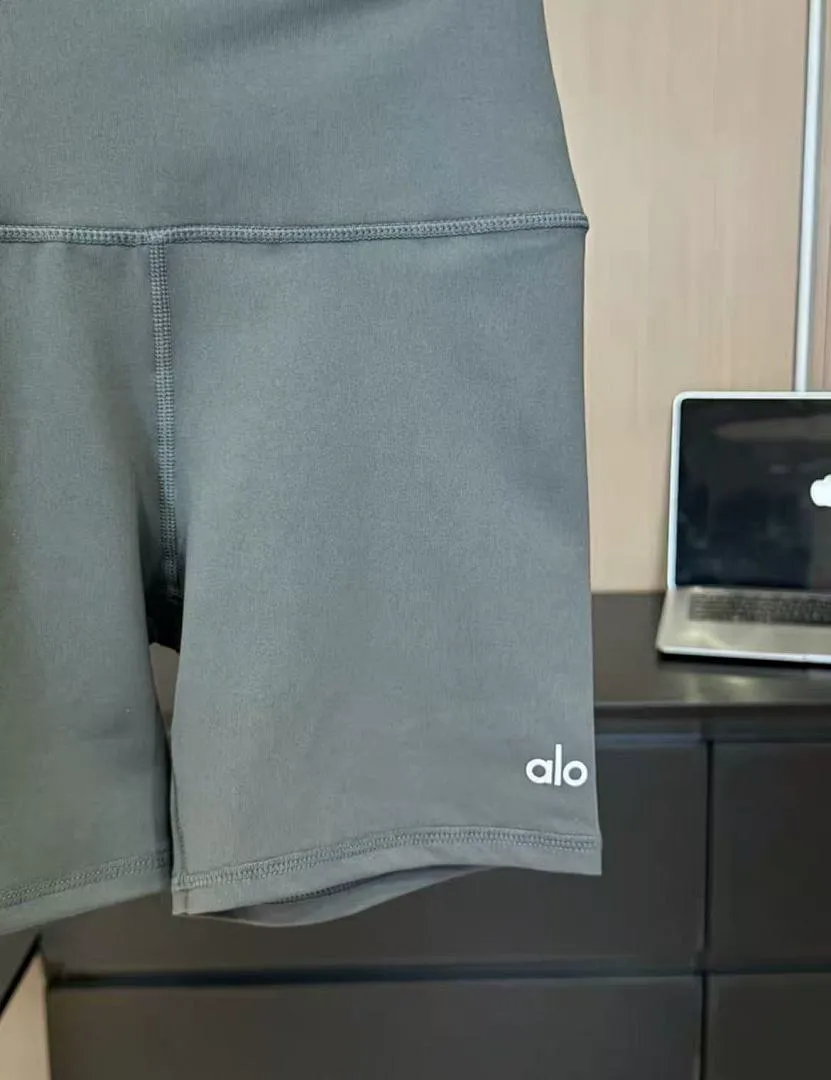 alo yoga AYGYF029 תמונה 2